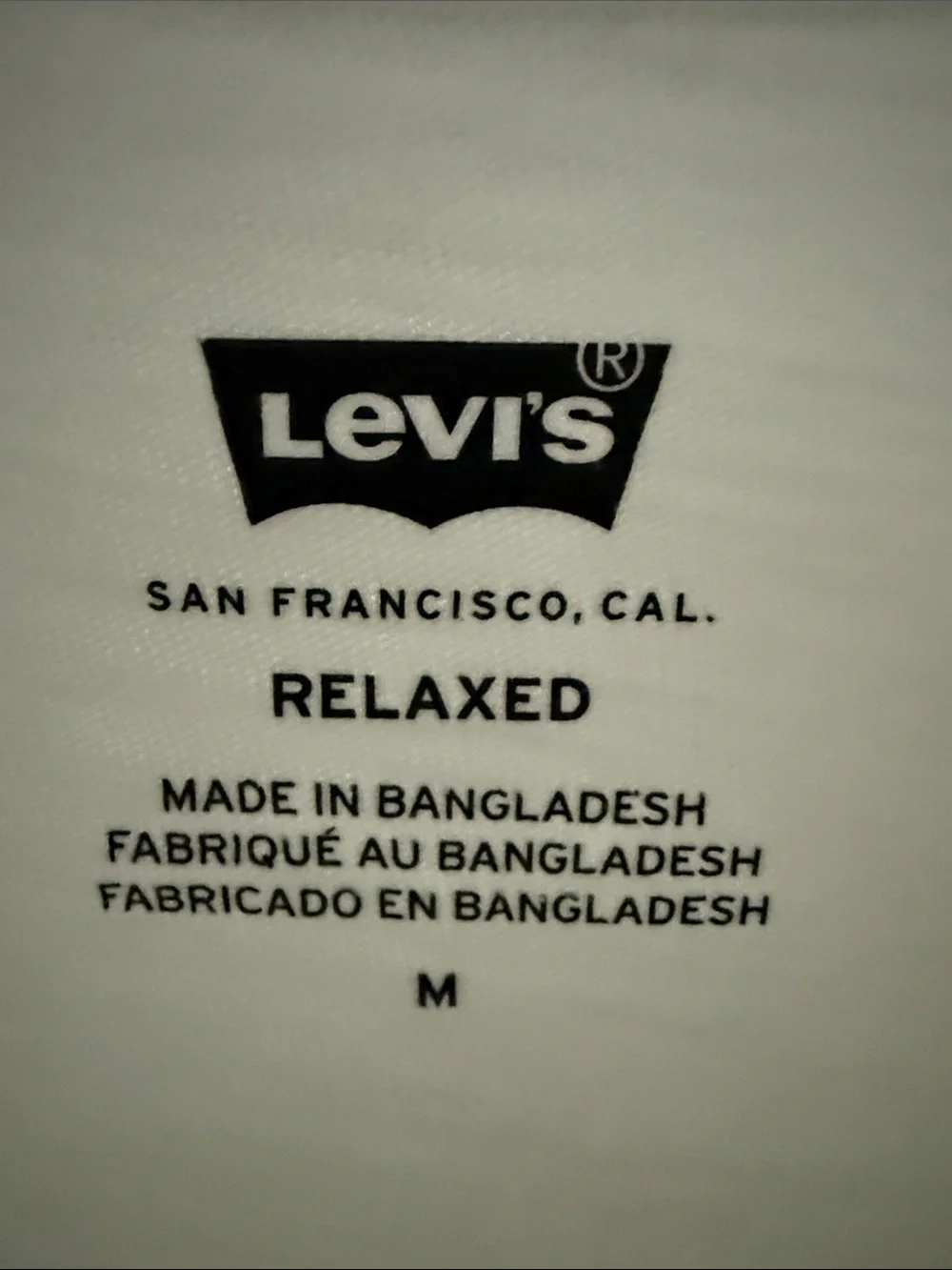 Levi's White Short Sleeve Tee with Navy Logo